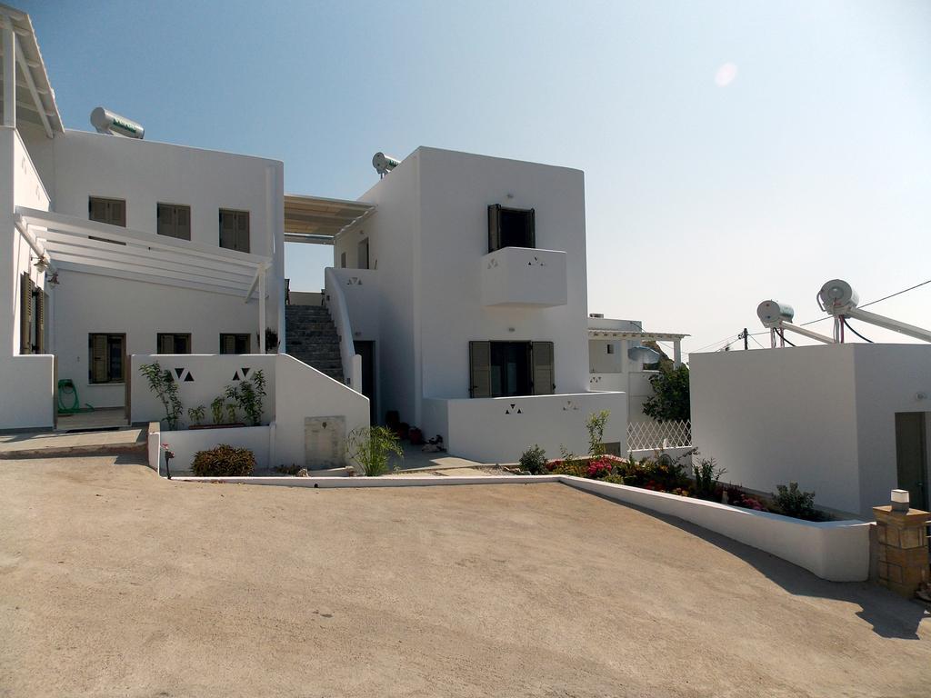Aspous Studios And Rooms Skyros Bagian luar foto