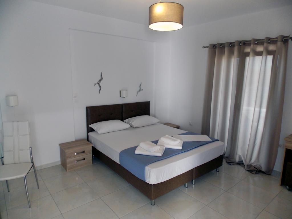 Aspous Studios And Rooms Skyros Bagian luar foto